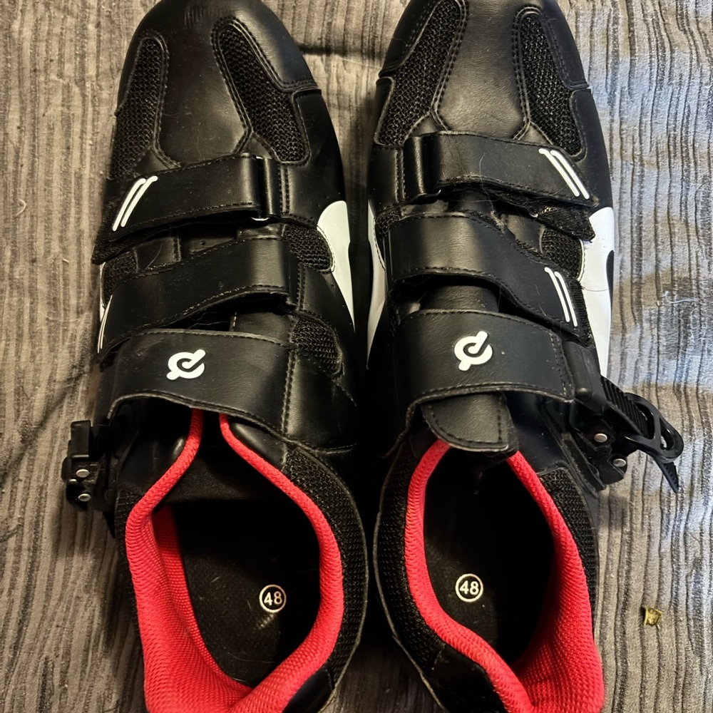 Black Pelaton Cycling Shoes